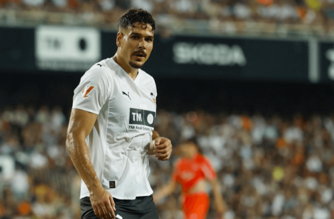 Filip Ugrinic, el último de los fichajes debuta con el Valencia CF (Foto: LALIGA)