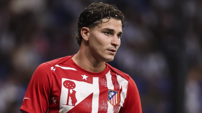 Julián Álvarez en el RCDE Stadium (Foto: Europa Press)