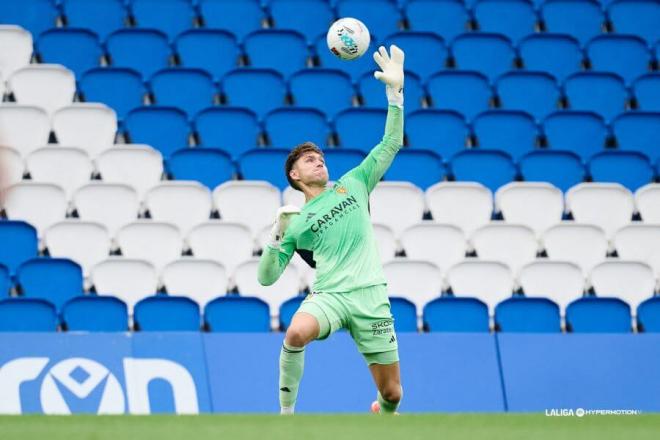 Adrián Rodríguez, portero del Real Zaragoza (Foto: LALIGA).