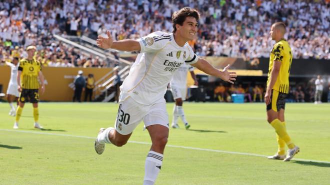 Gonzalo García celebra un gol con el Real Madrid al Dortmund (Foto: Europa Press)