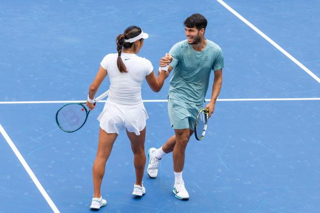 Carlos Alcaraz y Emma Raducanu, en el US Open (Foto: EFE)..jpg