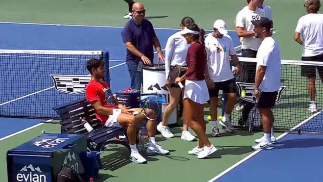 Alcaraz y Emma Raducanu en un entrenamiento del US Open (US Open)