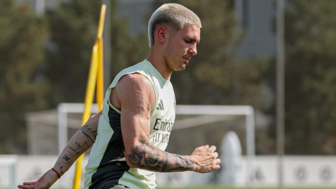 Franco Mastantuono, entrenando con el Real Madrid (X)