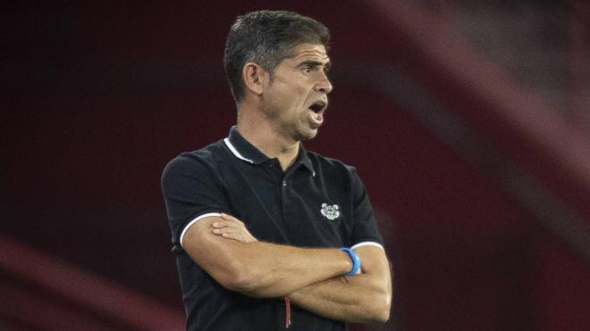 Antonio Hidalgo da instrucciones con el Deportivo (Foto: CordonPress).
