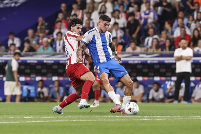 Roberto Fernández, en el Espanyol-Atlético de Madrid (Foto: Europa Press).