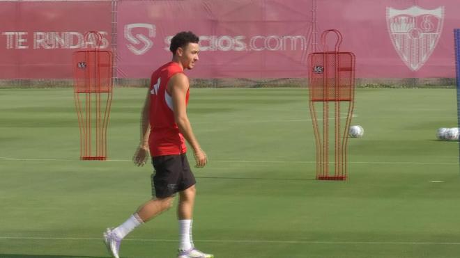 Rubén Vargas, novedad en el entrenamiento del Sevilla.