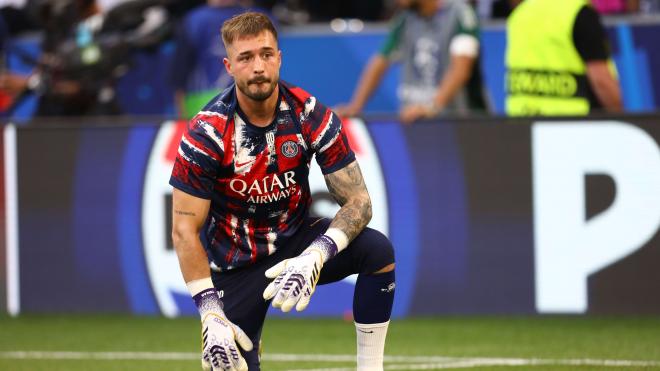 Arnau Tenas, con el PSG (Foto: CordonPress).