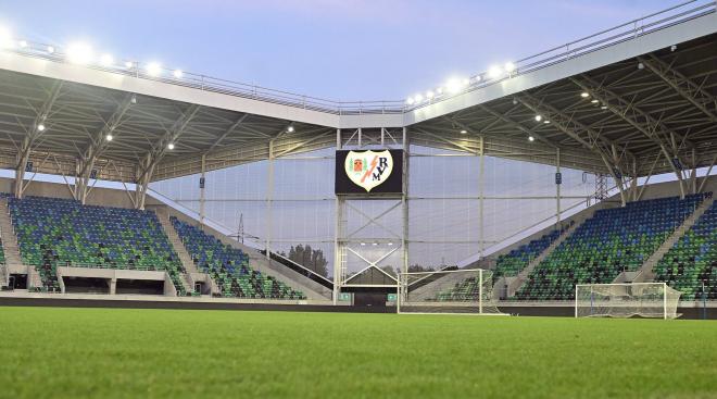 Szent Gellert Forum, estadio del Neman (Foto: Rayo Vallecano).