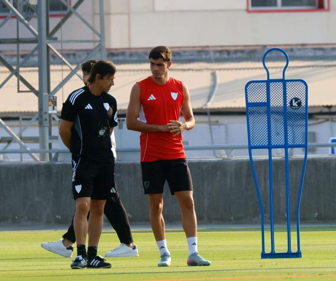 Juanlu y Almeyda, en el entrenamiento de este jueves (Foto: Kiko Hurtado).