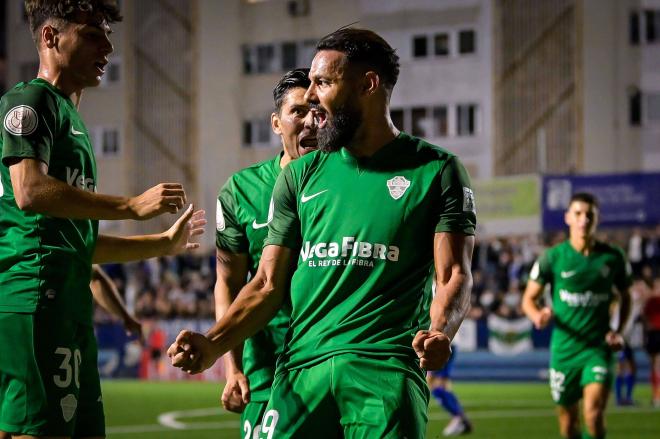 Mourad celebra un gol con el Elche (Foto: Cordon Press).