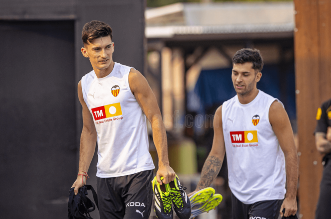 Pepelu y Hugo Duro entrenando (Foto: Valencia CF)