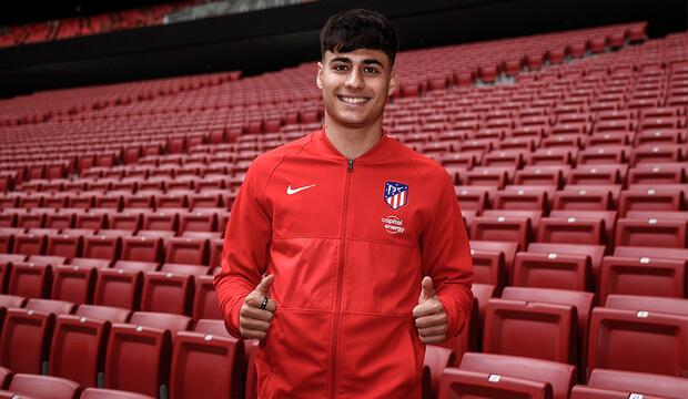 Carlos Martín en un encuentro como colchonero. (Foto: Atlético)