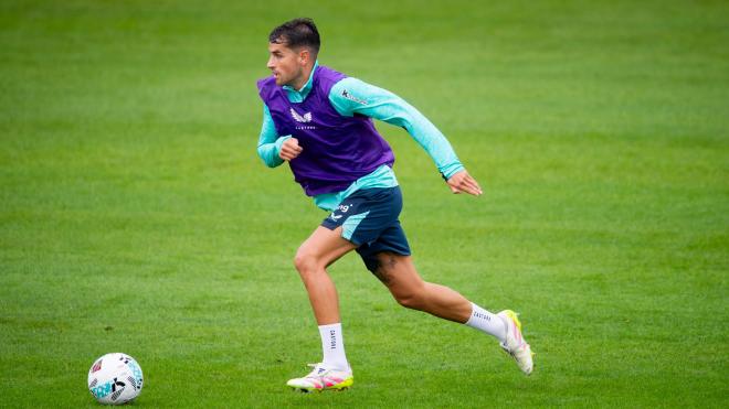 El navarro Beñat Prados se entrena en Lezama (Foto: Athletic Club).