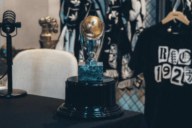 Trofeo de la Copa Intertoto lograda por el Celta (Foto: Celta).