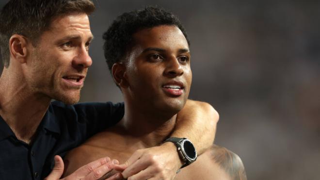 Rodrygo Goes y Xabi Alonso en el Mundial de Clubes (Cordon Press)