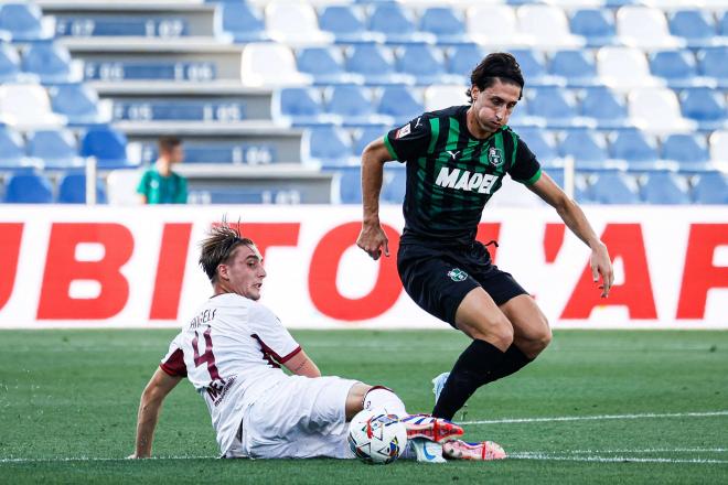 Samuele Mulattieri, en un partido del Sassuolo (FOTO: Cordón Press).