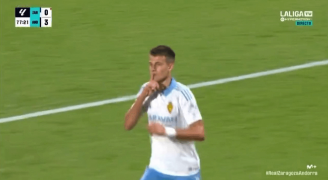 Bazdar manda a callar en su celebración del 1-3 en el Zaragoza-Andorra.