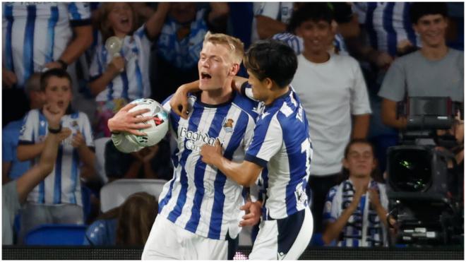 Orri Óskarsson consigue el empate en Anoeta. (EFE)