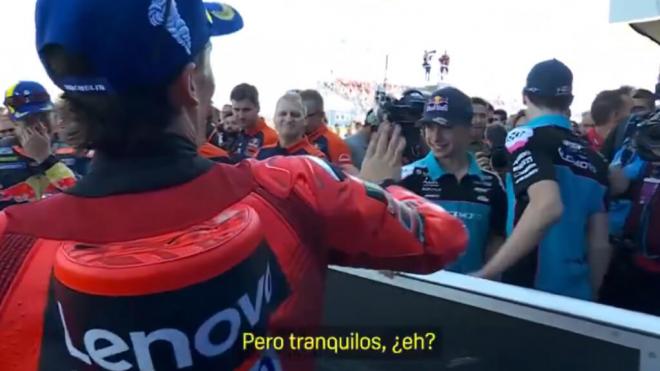 David Alonso, Marc Márquez y Máximo Quiles, los ganadores en Hungría (Foto: DAZN).