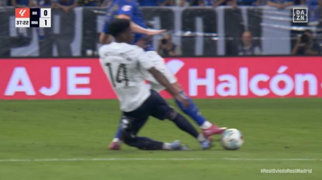 Posible falta de Tchouaméni sobre Dendoncker.