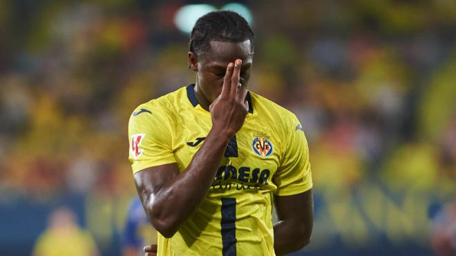 Etta Eyong celebrando un gol con el Villarreal (Fuente: Cordon Press)