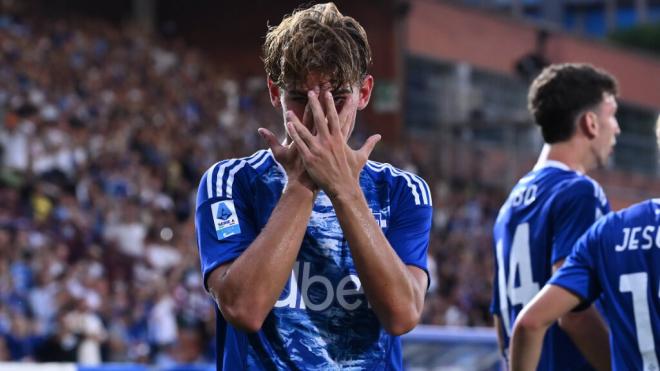 Nico Paz celebra el gol con el Como 1907 (Foto: Cordon PRess)