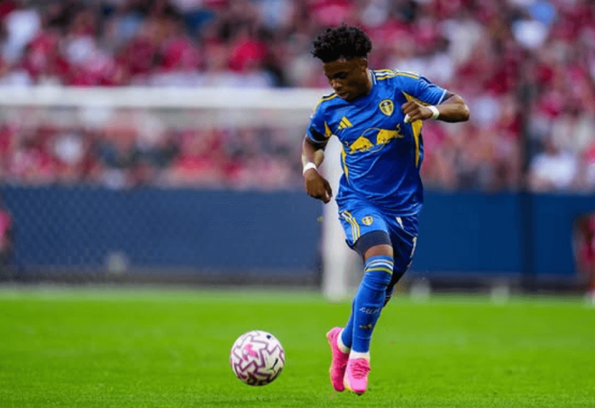Largie Ramazani con el Leeds (Foto: Instragram Ramazani)