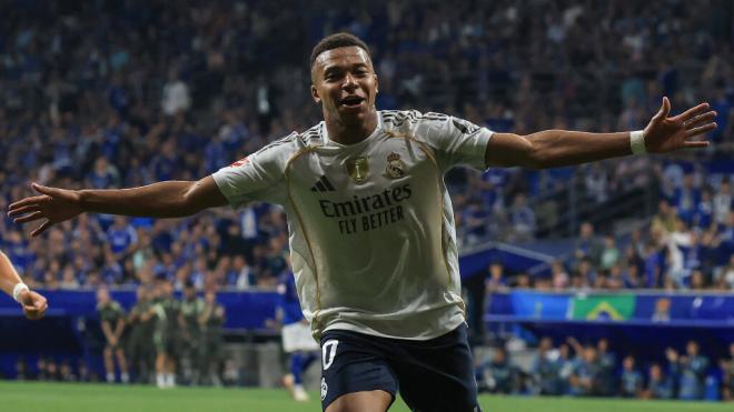 Kylian Mbappé celebrando su gol ante el Real Oviedo (Fuente: Cordon Press)