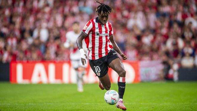 Nico Williams en una acción ante el Rayo Vallecano en San Mamés (Foto: Athletic Club).