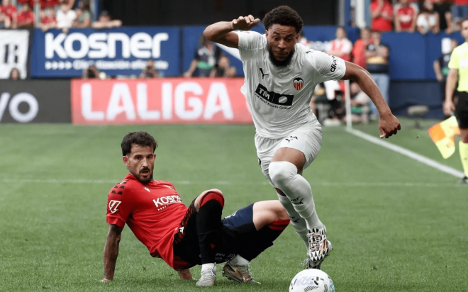 Arnaut Danjuma ante Osasuna (Foto: EFE)