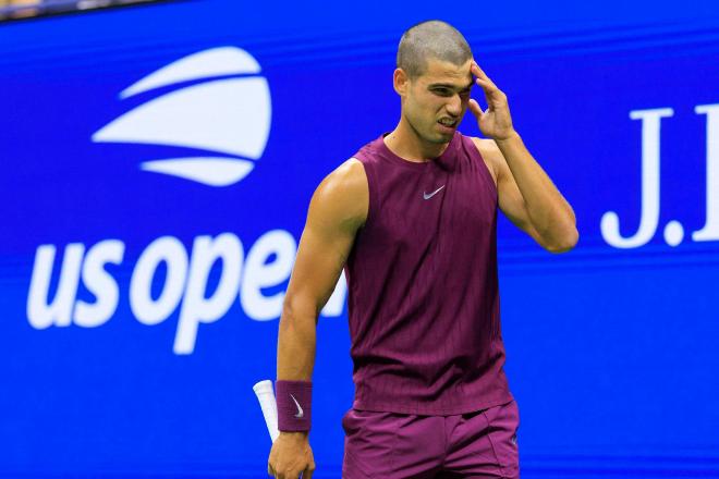 Carlos Alcaraz, rapado en el triunfo sobre Reilly Openda en el US Open (Foto: Cordon Press).