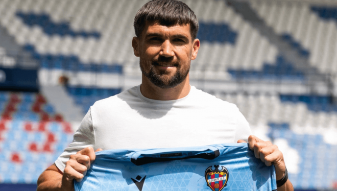 Mathew Ryan, nuevo jugador del Levante.