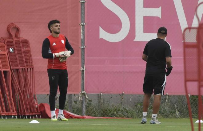 Álvaro Fernández, durante la sesión del jueves (Foto: Kiko Hurtado).