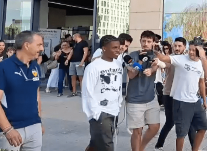 Largie Ramazani pasa la revisión médica