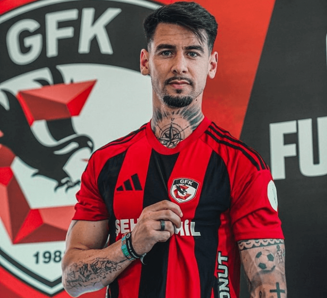 Luis Pérez, en el Gaziantep.