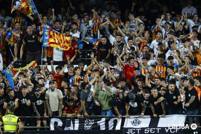Afición del Valencia CF, en Mestalla (Foto: VCF).