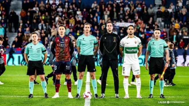 Imágenes de un Elche- Levante. (LaLiga Hypermotion)