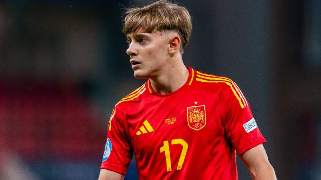 Jesús Rodríguez en un partido con las categorías inferiores de la Selección (CP)