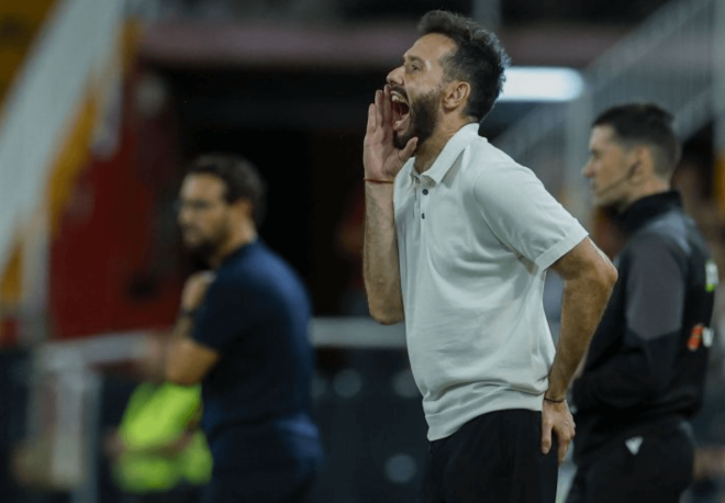 Carlos Corberán en el Valencia-Getafe (Foto: LALIGA)