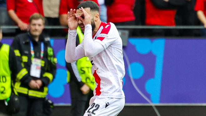 Mikautadze marca un gol con Georgia (Foto: Europa Press).