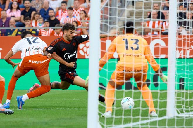 Isaac Romero, contra el Girona (Foto: Cordonpress)