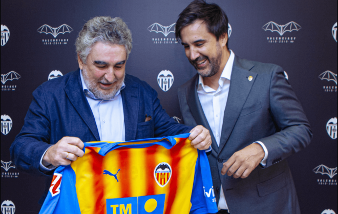 José Manuel Rodríguez Uribes (CSD) visita Mestalla (Foto: Valencia F)