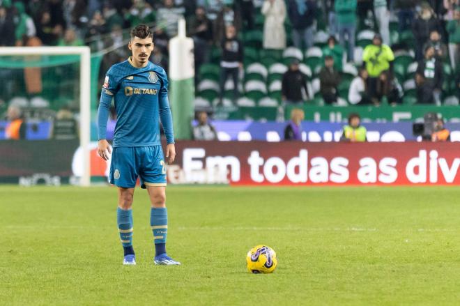 Fábio Cardoso, durante un encuentro (Foto: Cordon Press).