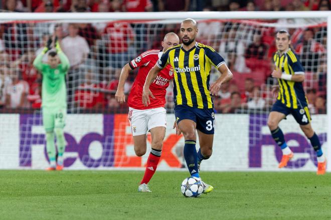 Sofyan Amrabat, durante un encuentro reciente (Foto: Cordon Press).