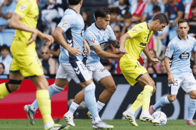 Miguel Román en su debut en Primera División (Foto: LaLiga).