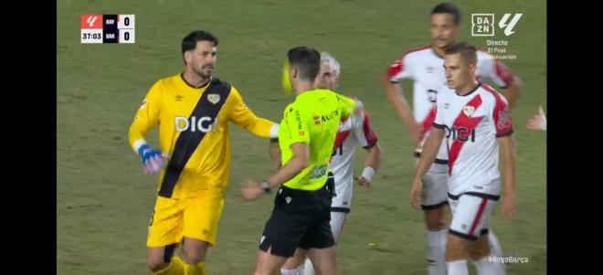 Busquets Ferrer en el Rayo - Barça (Foto: DAZN)