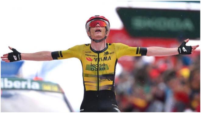 Jonas Vingegaard gana la novena etapa de La Vuelta España 2025.(@ESPNCiclismo)