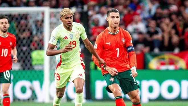 Lamine Yamal y Cristiano Ronaldo (Fuente: Cordon Press)
