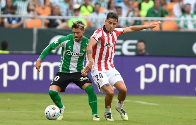 Lo Celso, ante el Athletic (Foto: Kiko Hurtado)
