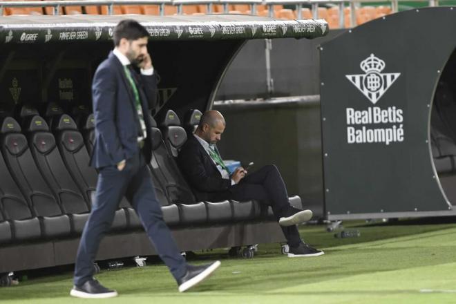 Álvaro Ladrón y Manu Fajardo, sobre La Cartuja (Foto: Kiko Hurtado)
